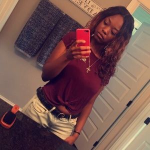 Meet your Posher, Taja